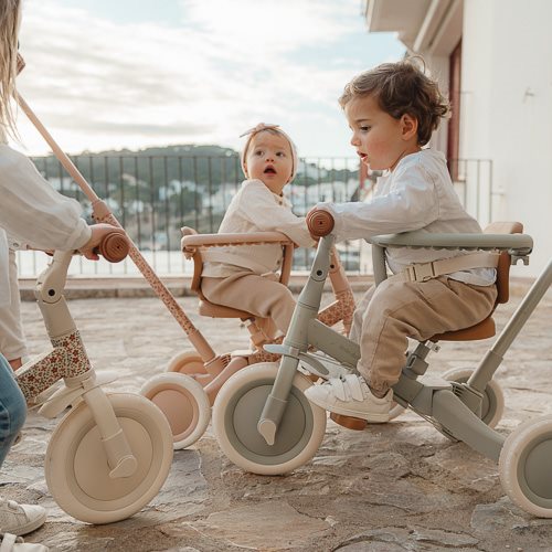 4-in-1 Driewieler Kinderwagen Tricycle – Pink