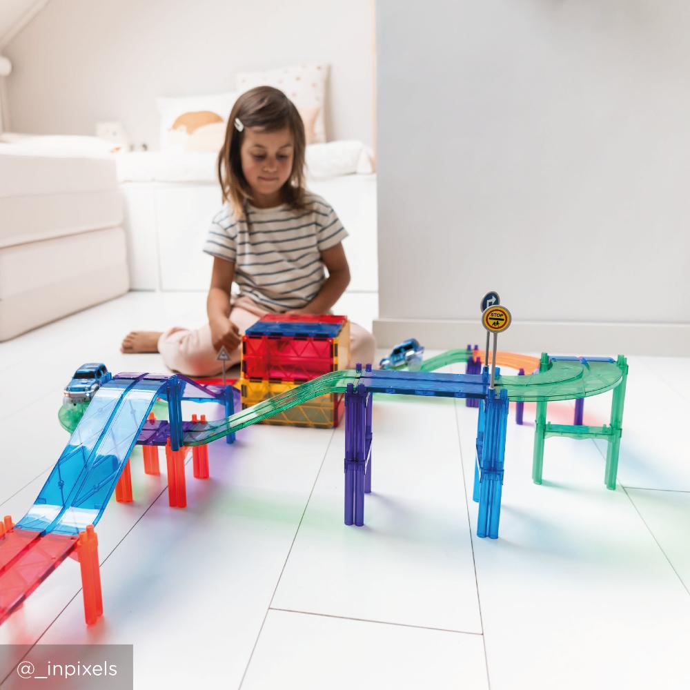 CleverClixx Race Track Intense Magnetic Building Set – 65 Pieces
