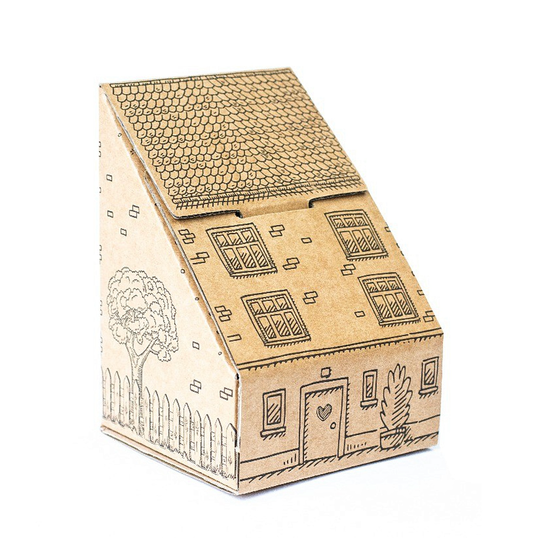 Felt Sheep Holding Heart Balloon Decoration